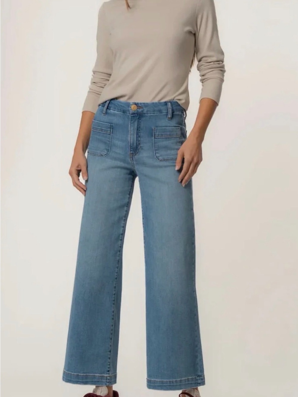 KUT Meg Wide Leg High-Rise Women's Jeans - Light Blue. Size 6